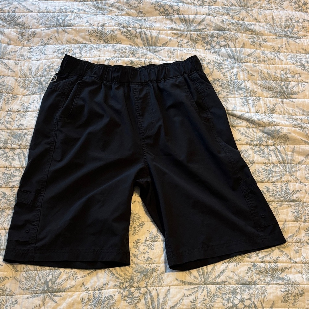 Boys L Magellan Outdoors Black Elastic-Waist fish Gear